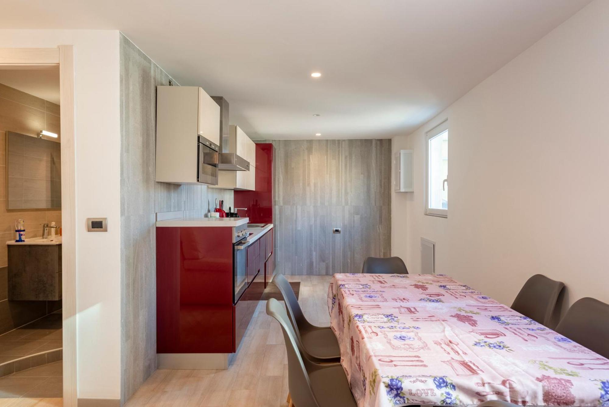 Appartamento Joivy Pleasant 2br Flat Next To Port *